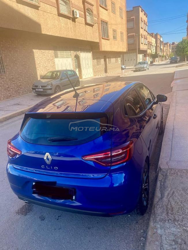 Clio 5 très bonne état 
