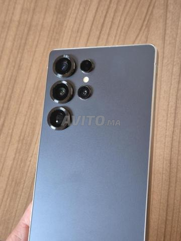 S25 Ultra 5G duos 12Go/256Go/200Mpx neuf - 2