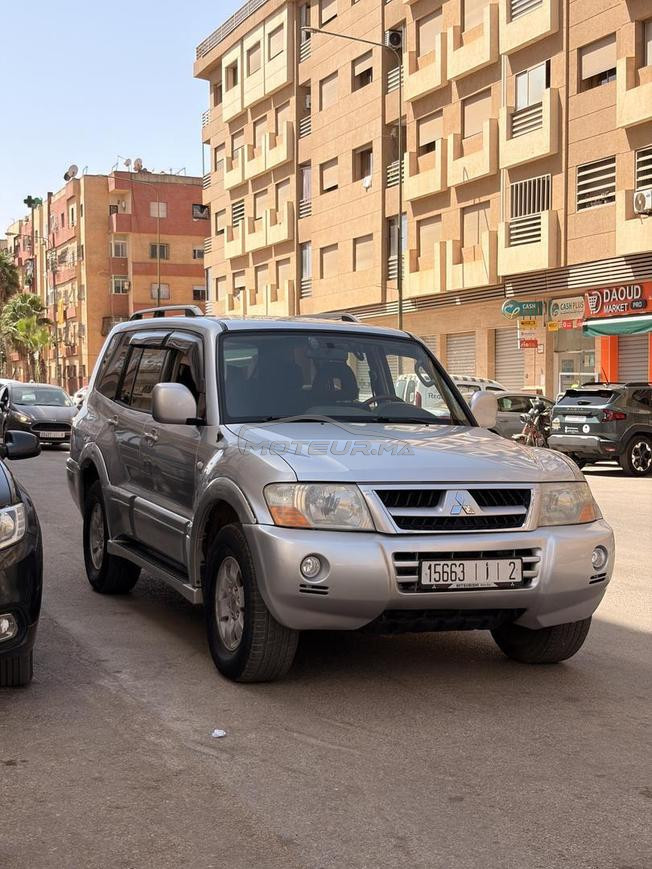 Mitsubishi pajero 2004