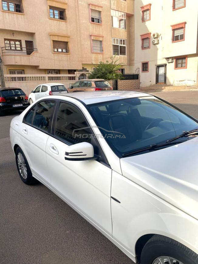 Mercedes-Benz 220 Diesel Manuelle 2014 à Agadir