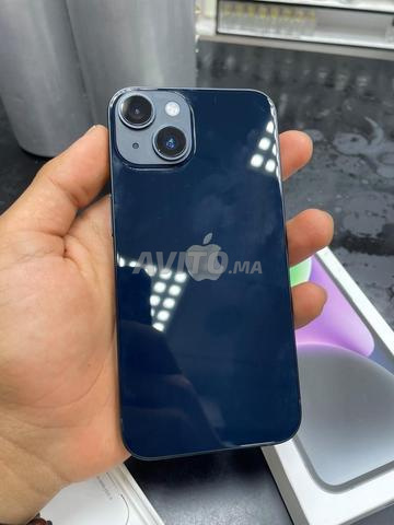 iPhone 14 256 86 état très propre - 2
