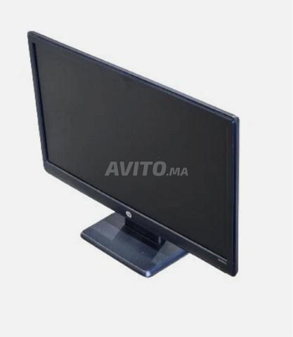 Moniteur Professionnel HP 2072a - 2