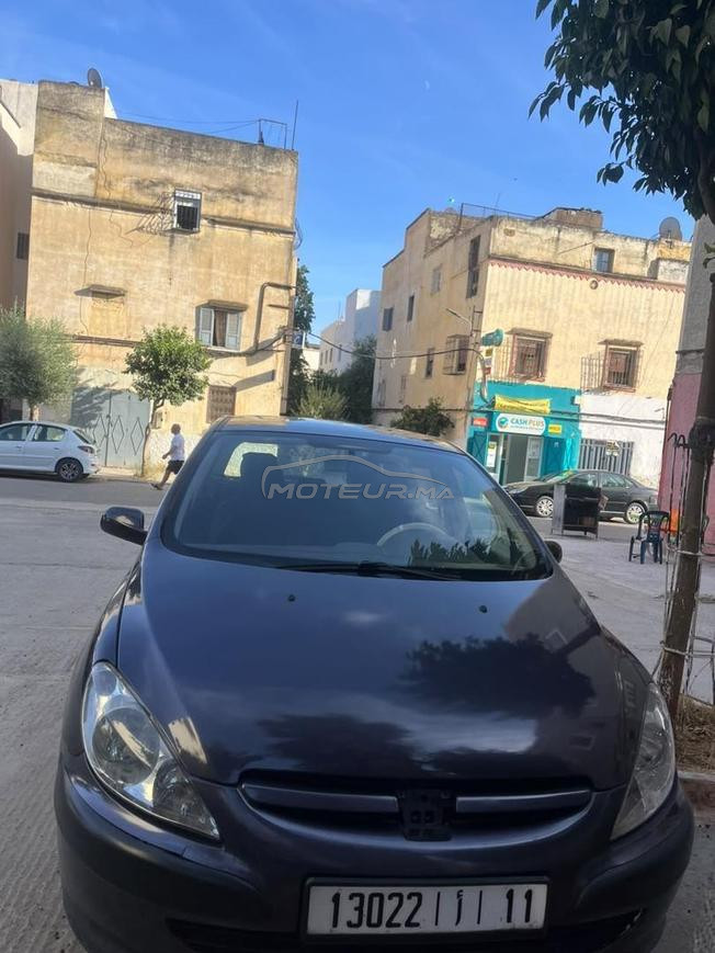 Peugeot 308 Essence Manuelle 2003 à Fès