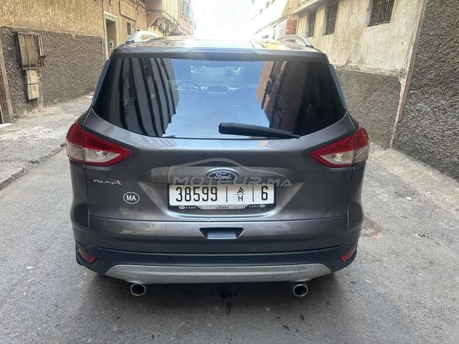 Ford Kuga en très bon état à vendre 