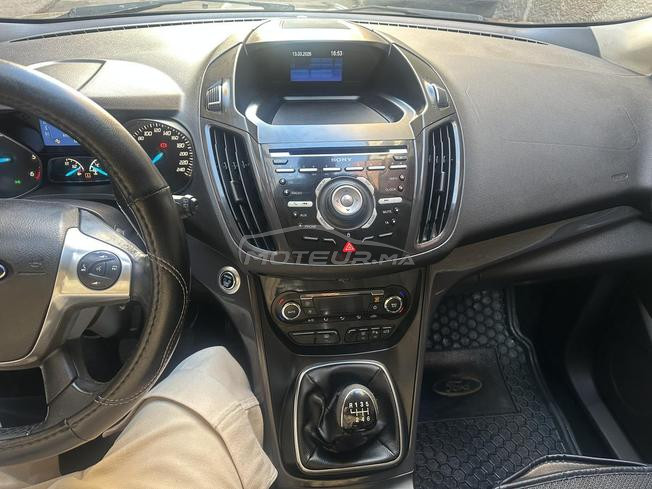 Ford Kuga en très bon état à vendre 
