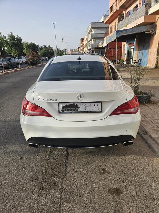Mercedes Benz CLA 220