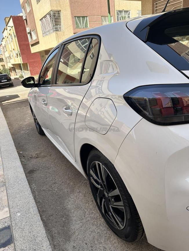 peugeot 208 Automatique