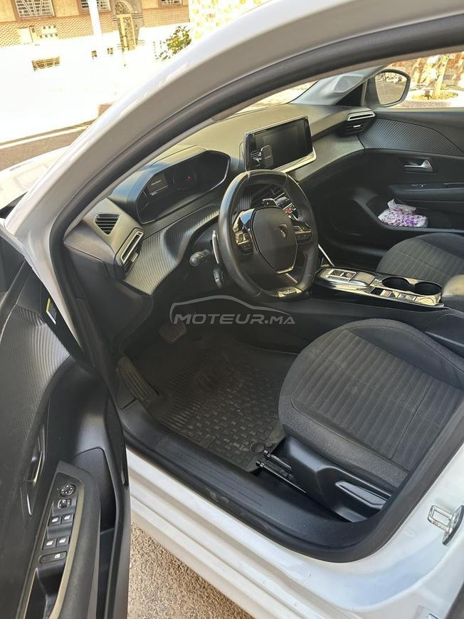 peugeot 208 Automatique