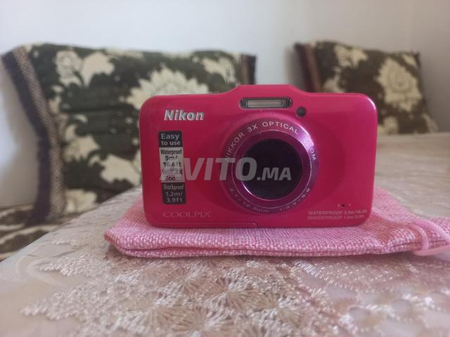 Nikon Coolpix S31 rose en très bon état