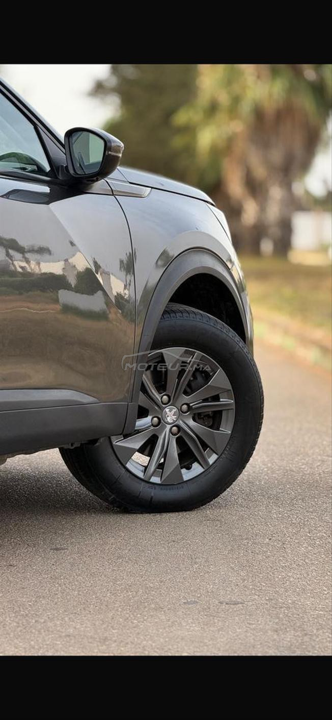 Peugeot 2008 comme neuf 