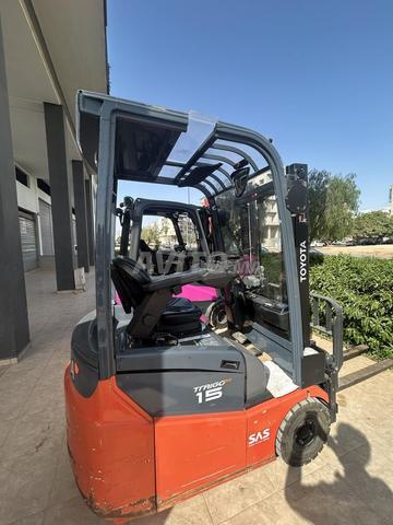 Chariot élévateur électrique TOYOTA 1.5T Agadir Clark