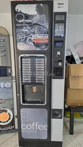 Machine à café automatique Necta Opera en excellent état - 2