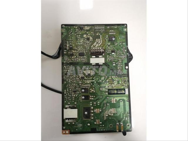 Samsung UN40F5500, UE40F5300, UE39F5300 - 2