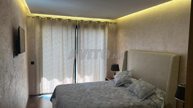 Nouveau studio meublé Hôpitaux - 2