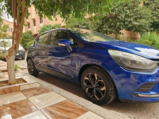 clio 4 très bonne état 