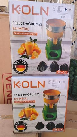 Presse-agrumes KOLN Allemand Professionnel 180W - 2