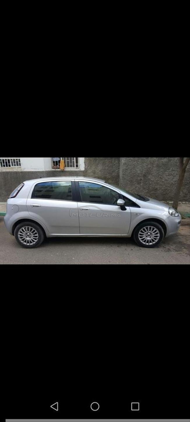 fiat Punto 2013 essence 140000km 7cv