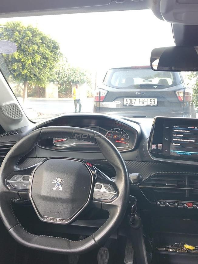 Peugeot 208 Diesel Manuelle 2021 à Kénitra