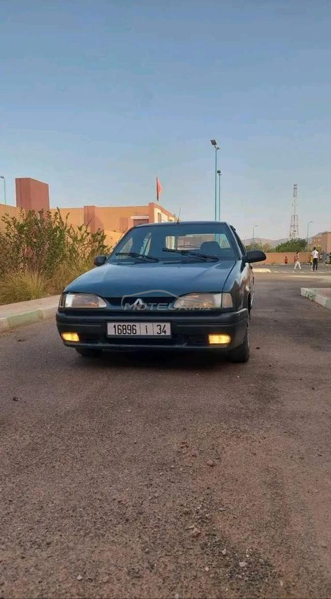 Renault 19 