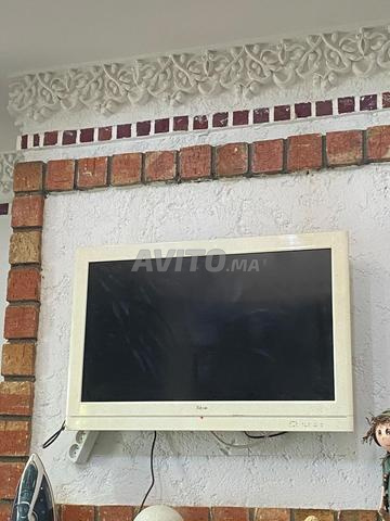 Télévision 32 pouces qui fonctionne bien