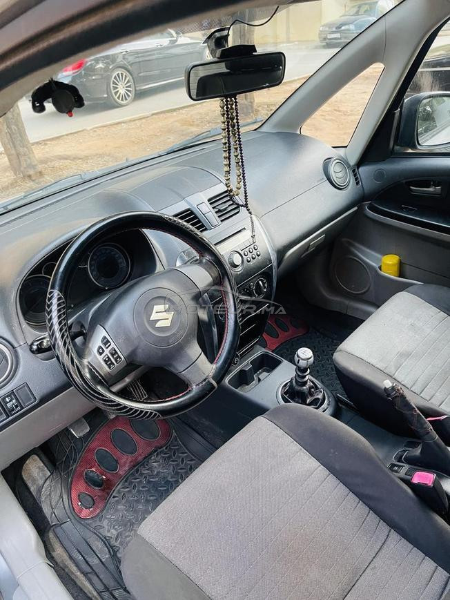 voiture suzuki