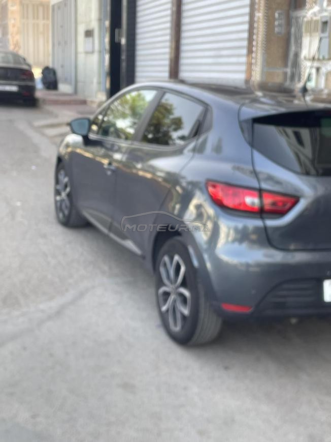 renault clio 4  tres bon état 