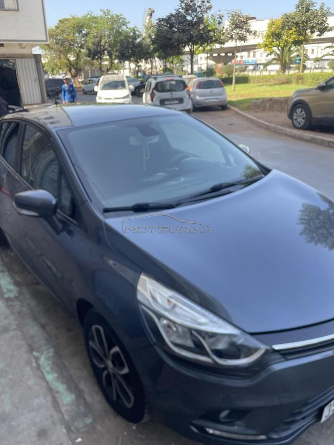 renault clio 4  tres bon état 
