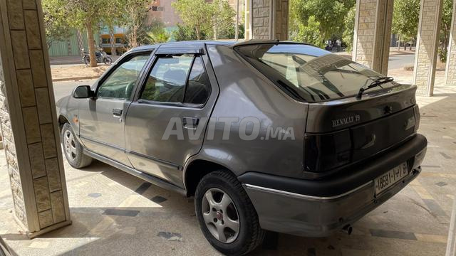 Renault 19 modèle 1994, dédouane 1996 - 2