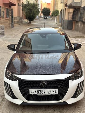 Peugeot 208 - 2