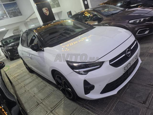 Opel Corsa GS Line Plus - 2