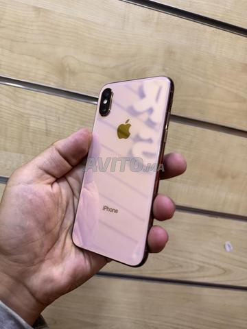 آيفون XS ذهبي 64/88 - 2