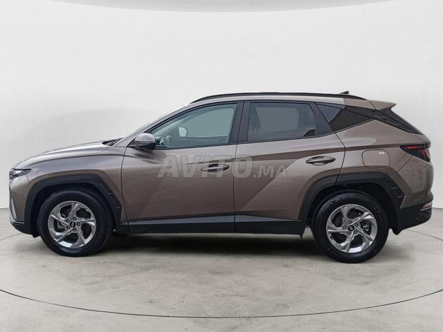 HYUNDAI. Tucson - 2