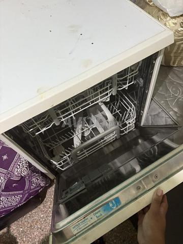 غسالة صحون Arthur Martin Electrolux – حالة جيدة - 2