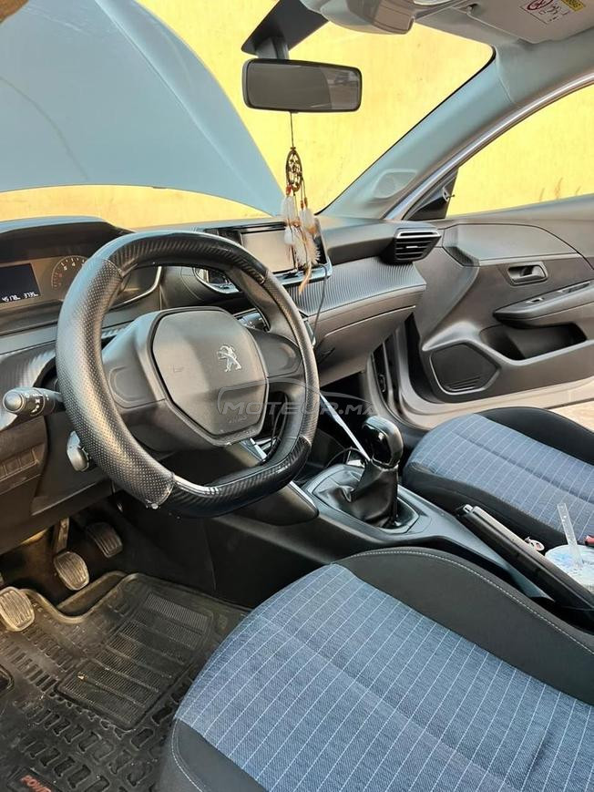 peugau 208