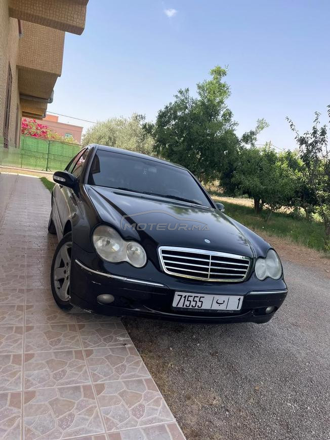 MERCEDES-BENZ C220 