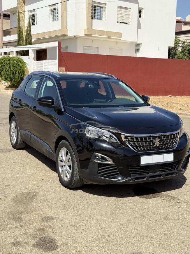 Peugeot 3008 Active model 2019 très bon état 