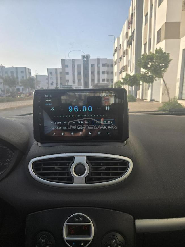 Clio diesel 6 chv toutes options 