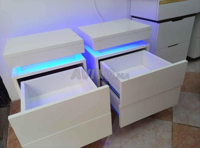 طاولة جانبية مع إضاءة LED - 2