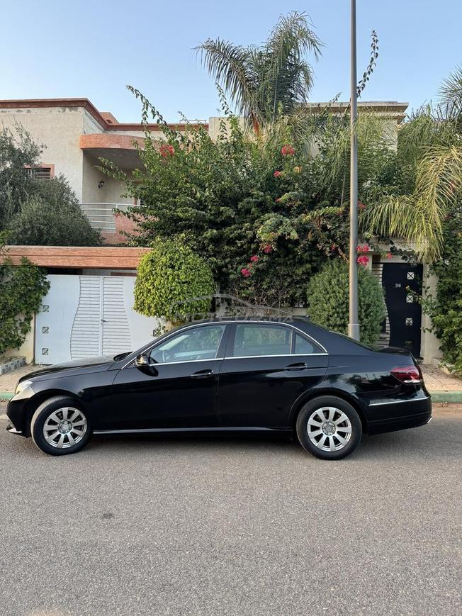 MERCEDES BENZ E 300 2013