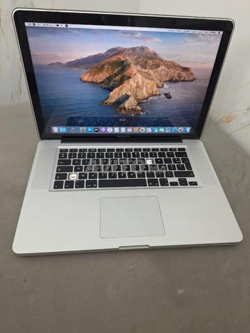 جهاز كمبيوتر من نوع Apple - 2