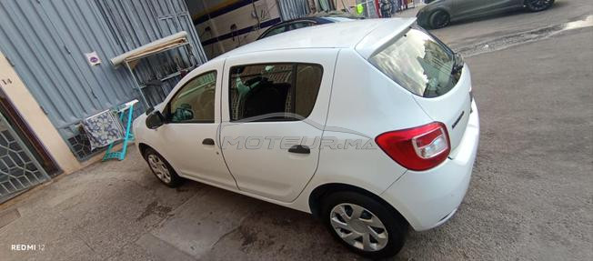 voiture à vendre en très bon état 