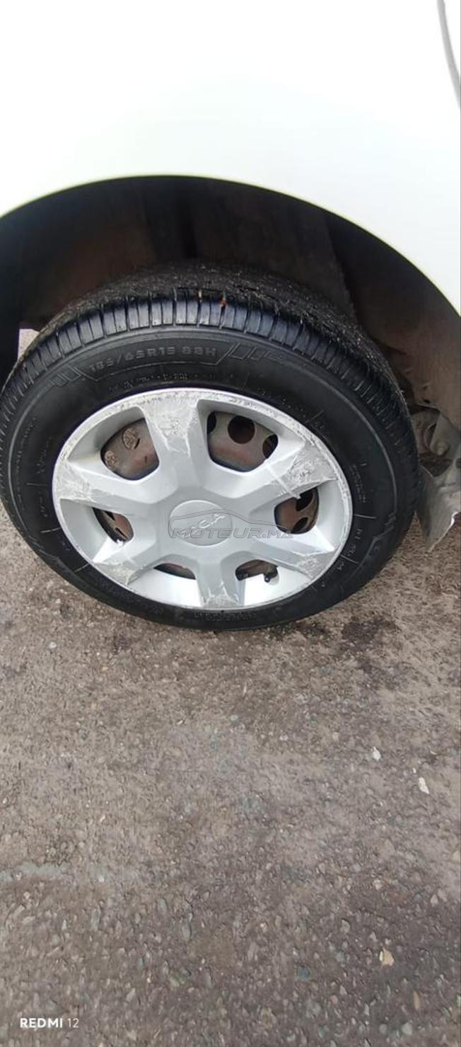voiture à vendre en très bon état 