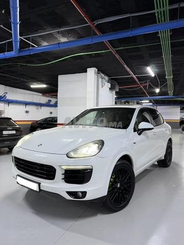 Porsche Cayenne Platinum Edition - 2