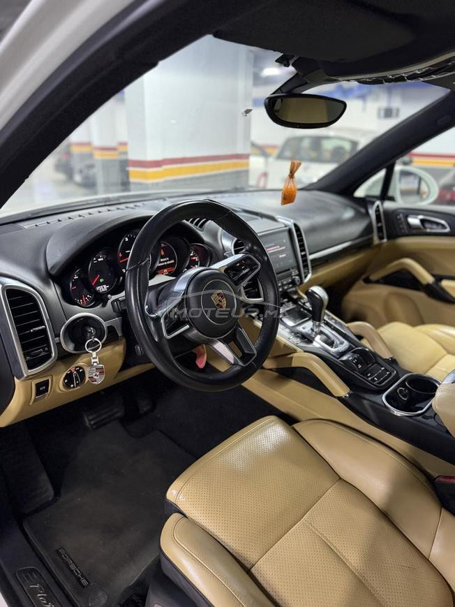 Porsche Cayenne Platinum Edition