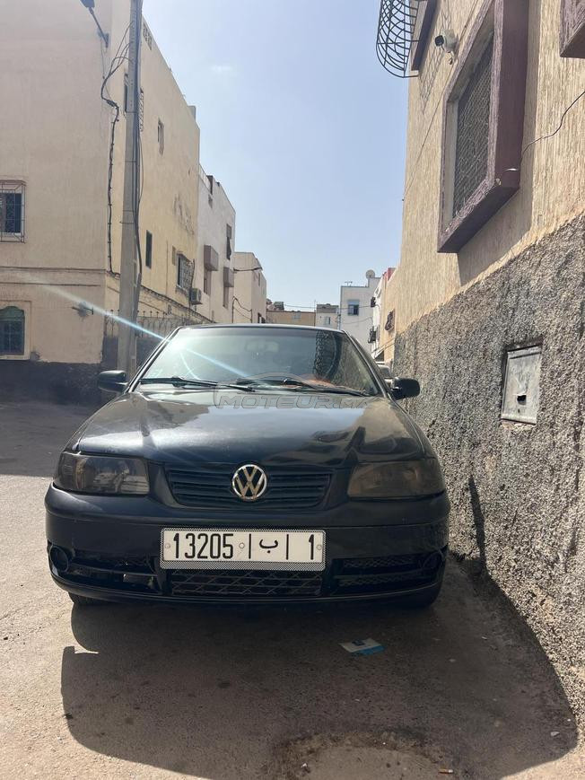 سيارة ً ممتازة الحالة للبيع 