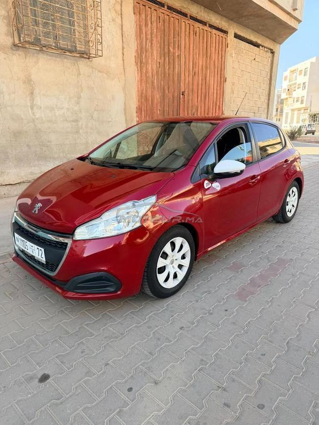 Peugeot 208 essence 