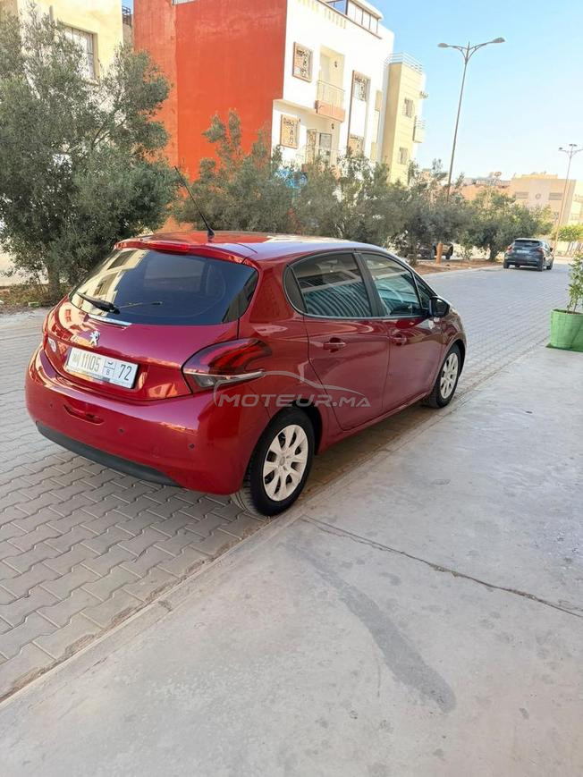 Peugeot 208 essence 