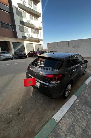 Citroën C4 Diesel Manuelle 2017 à Rabat - 2