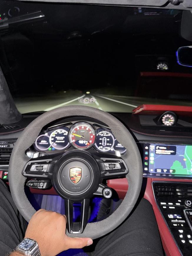 Porshe Panamera 4e