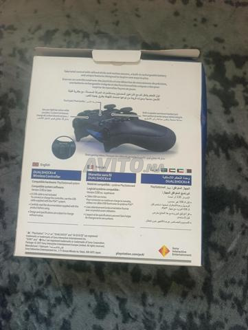 Manette PS4 neuve - 2